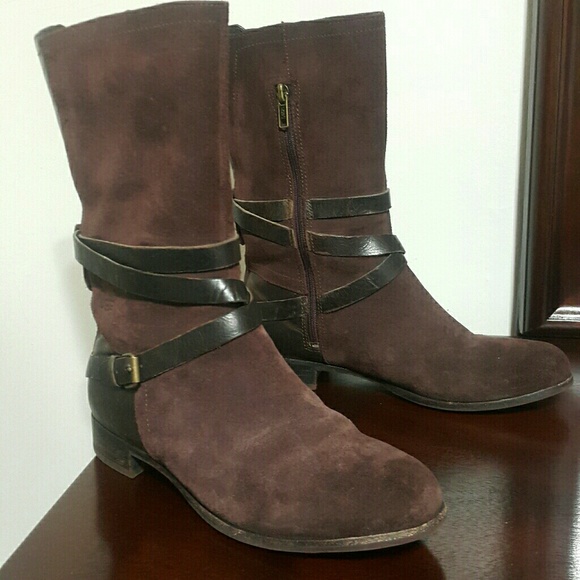 UGG Shoes - 👽UGG Brown Leather Boots Size 8👽